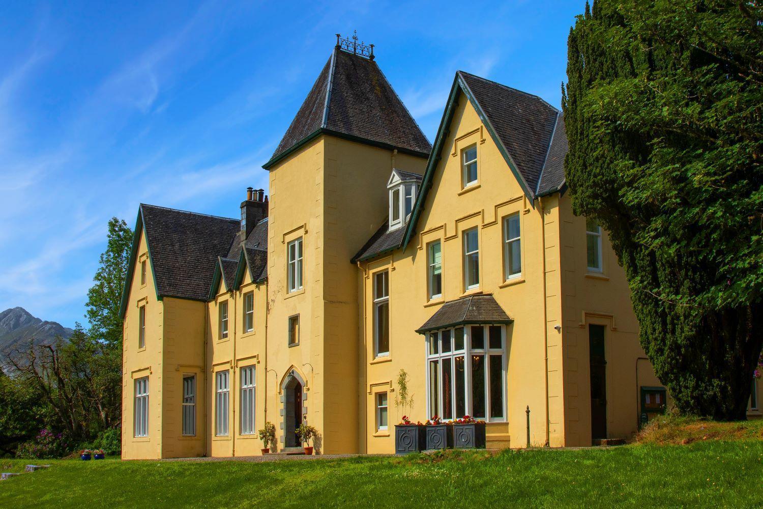 Glenfinnan House Hotel Exterior photo